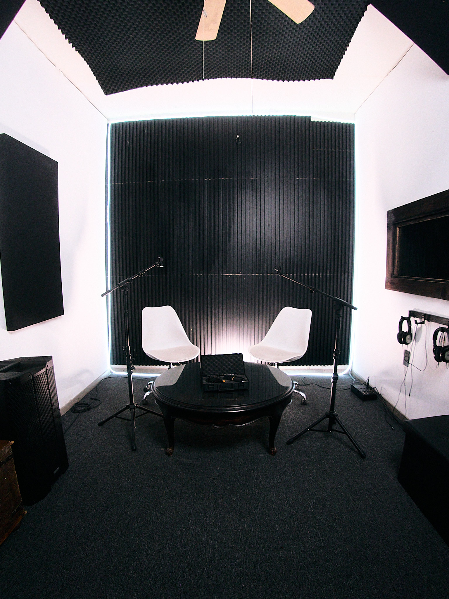 Sala interior de AXA Studios